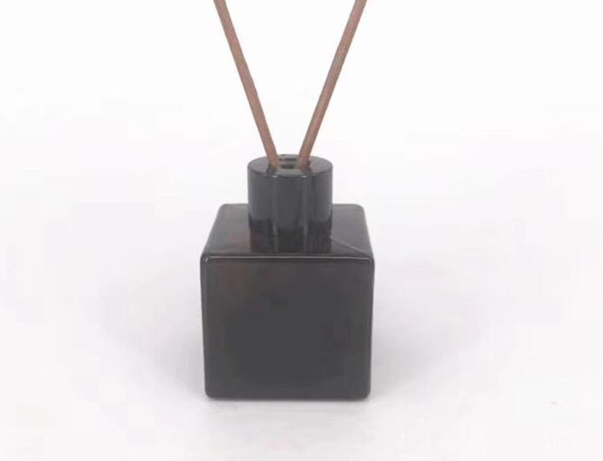 Black Glass Diffuser Bottles