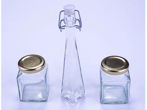 Honey Bottle with Metal Lid